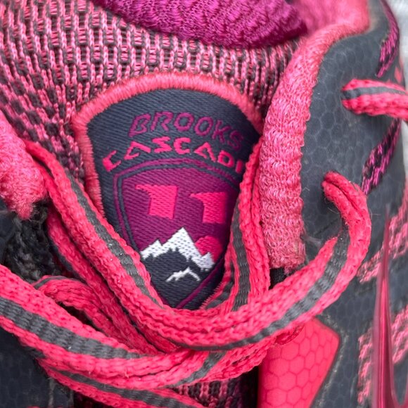 Brooks Cascadia 11‎ Womens Size 6 Gore-TexTrail Trial Running Shoes Black Pink - Picture 8 of 13